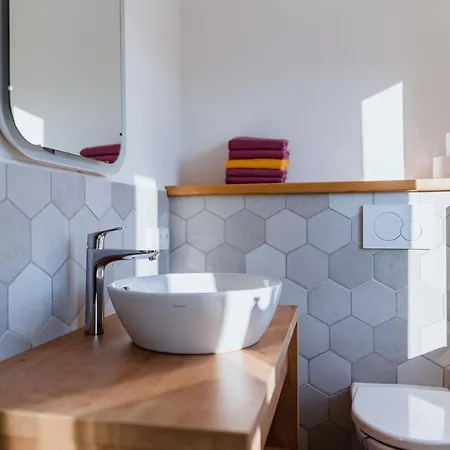 Jabloneček Aparthotel 3*